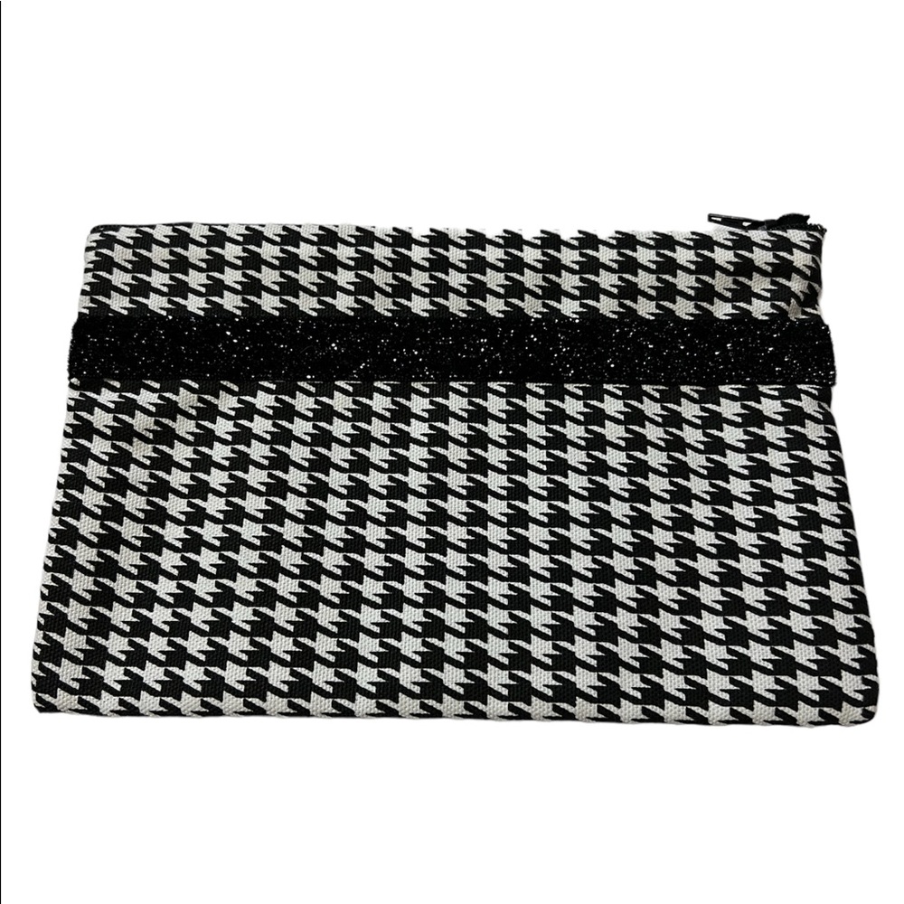 Cosmetic Makeup Bag Women Zipper Closure NEW